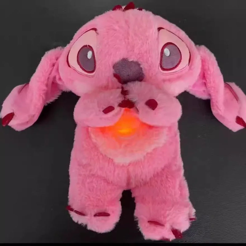 Pelúcia Musical Stitch com Luz Noturna – Aconchego para Bebês e Crianças